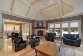 Family Room and Breakfast Room - Country homes for sale and luxury real estate including horse farms and property in the Caledon and King City areas near Toronto
