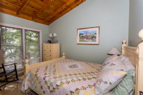 Guest Cottage Bedroom - Country homes for sale and luxury real estate including horse farms and property in the Caledon and King City areas near Toronto