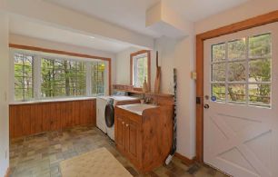 Laundry/Mudroom - Country homes for sale and luxury real estate including horse farms and property in the Caledon and King City areas near Toronto