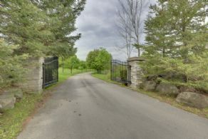 Entrance Gate - Country homes for sale and luxury real estate including horse farms and property in the Caledon and King City areas near Toronto