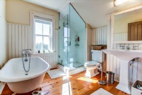 Renovated Bathroom - Country homes for sale and luxury real estate including horse farms and property in the Caledon and King City areas near Toronto