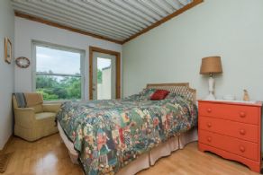 Bedroom - Country homes for sale and luxury real estate including horse farms and property in the Caledon and King City areas near Toronto