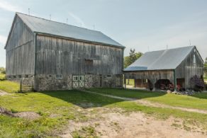Restored Barn - Country homes for sale and luxury real estate including horse farms and property in the Caledon and King City areas near Toronto