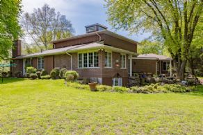 Walk-out Bungalow with Loft - Country homes for sale and luxury real estate including horse farms and property in the Caledon and King City areas near Toronto