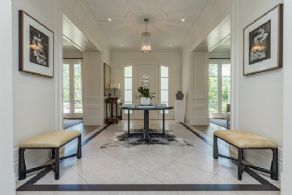 Foyer - Country homes for sale and luxury real estate including horse farms and property in the Caledon and King City areas near Toronto