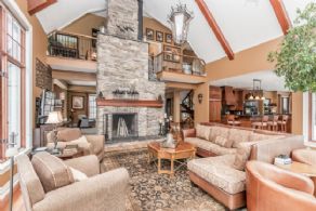 2-storey Great Room - Country homes for sale and luxury real estate including horse farms and property in the Caledon and King City areas near Toronto