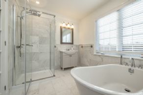 Master Ensuite  - Country homes for sale and luxury real estate including horse farms and property in the Caledon and King City areas near Toronto