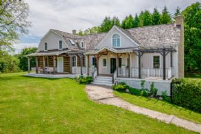 Country Home Highway 50, Ontario - Country homes for sale and luxury real estate including horse farms and property in the Caledon and King City areas near Toronto