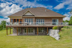 Executive Home - Country homes for sale and luxury real estate including horse farms and property in the Caledon and King City areas near Toronto