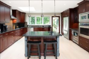 Updated kitchen - Country homes for sale and luxury real estate including horse farms and property in the Caledon and King City areas near Toronto