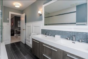 En Suite Bathroom for Bedroom 2 - Country homes for sale and luxury real estate including horse farms and property in the Caledon and King City areas near Toronto