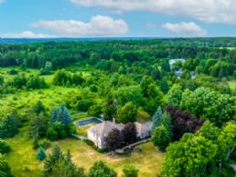 The Grange Sideroad, Caledon, Ontario - Country homes for sale and luxury real estate including horse farms and property in the Caledon and King City areas near Toronto
