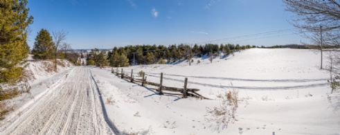 Southeast Views - Country homes for sale and luxury real estate including horse farms and property in the Caledon and King City areas near Toronto