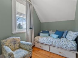 2nd Bedroom - Country homes for sale and luxury real estate including horse farms and property in the Caledon and King City areas near Toronto