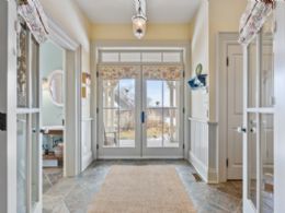 Hallway - Country homes for sale and luxury real estate including horse farms and property in the Caledon and King City areas near Toronto