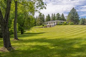 Albion Hills Drive, Palgrave, Ontario - Country homes for sale and luxury real estate including horse farms and property in the Caledon and King City areas near Toronto