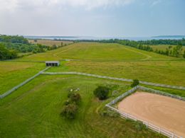 Dutch Style Barn - Country homes for sale and luxury real estate including horse farms and property in the Caledon and King City areas near Toronto