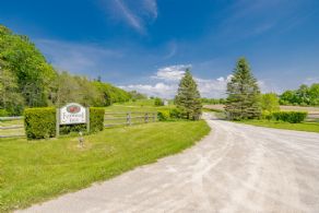 Foxwood Hill gated entrance - Country homes for sale and luxury real estate including horse farms and property in the Caledon and King City areas near Toronto